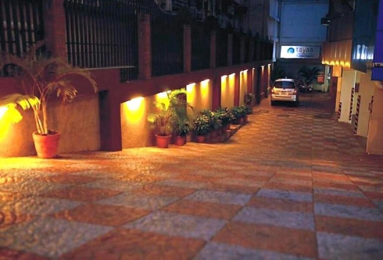 Hotel Tayas Trippapur Екстериор снимка